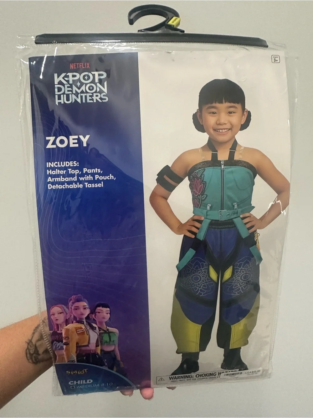 Zoey demon hunters costume size M 8-10